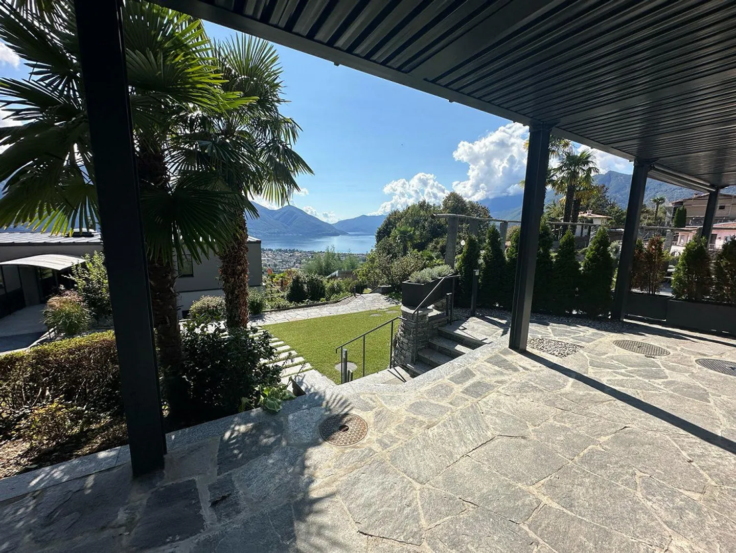 12 B - Appartement de 3.5 pièces avec Pergola et Jardin Privé - Photo 1 sur 11