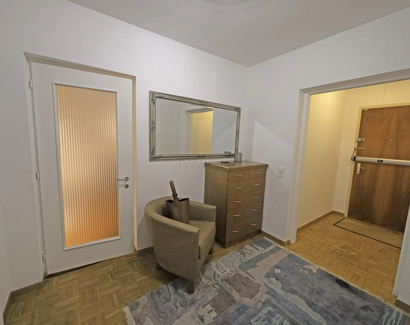 Appartement spacieux avec balcon - Photo 8 sur 10