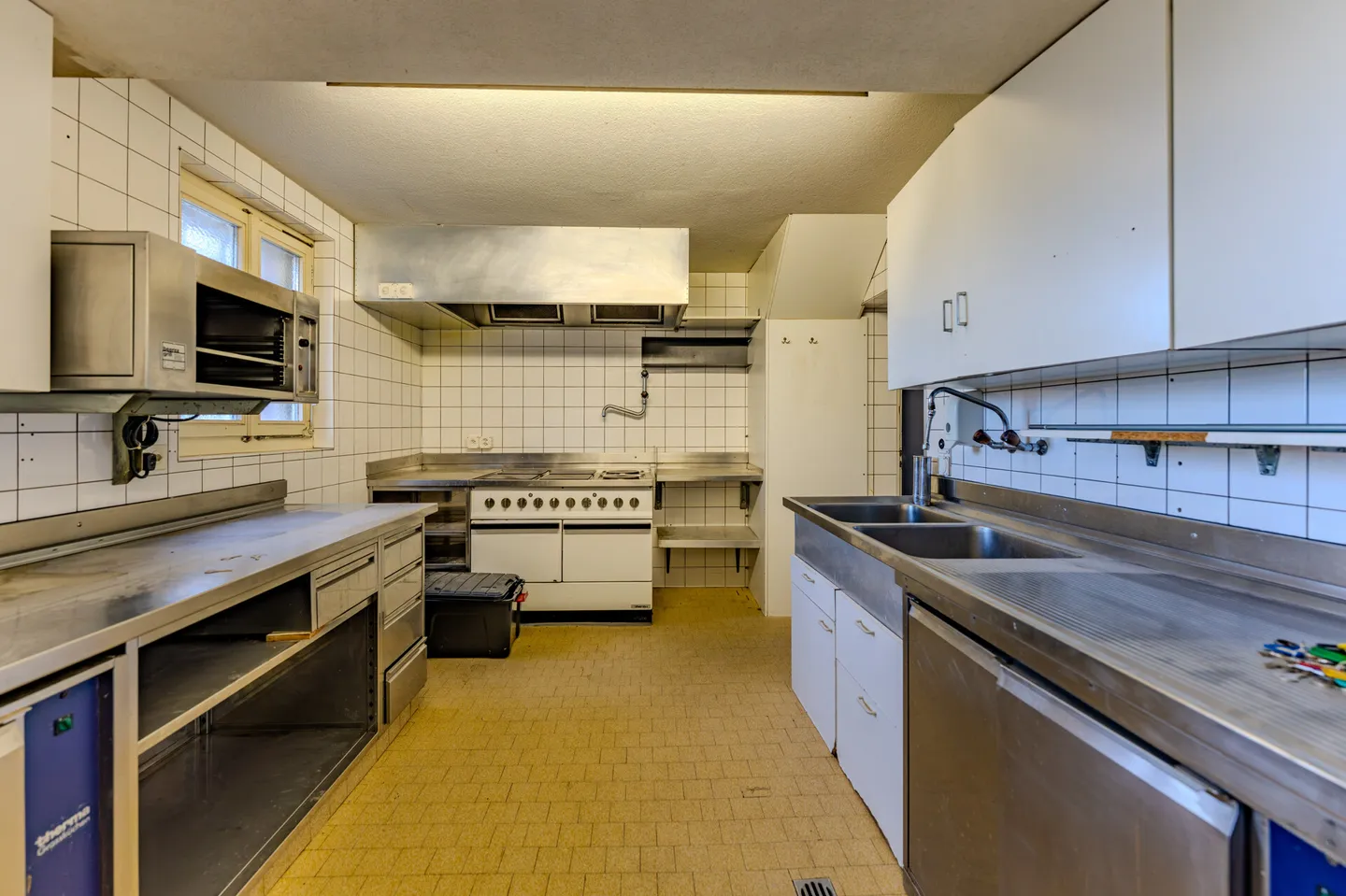 Gewerbeliegenschaft mit Potenzial - Foto 9 von 17