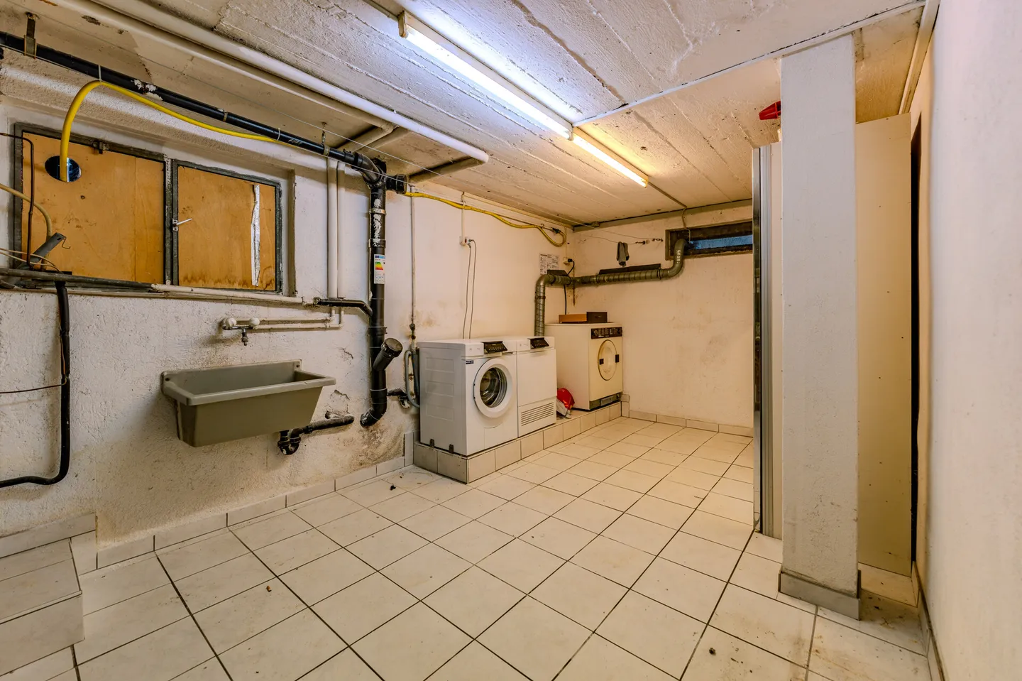 Gewerbeliegenschaft mit Potenzial - Foto 10 von 17