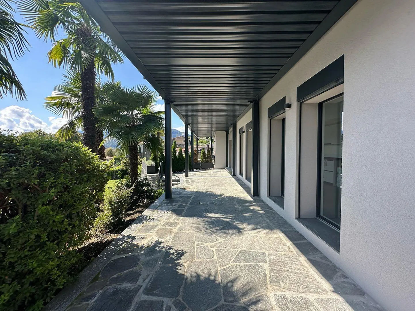 12 B - Appartement de 3.5 pièces avec Pergola et Jardin Privé - Photo 9 sur 11