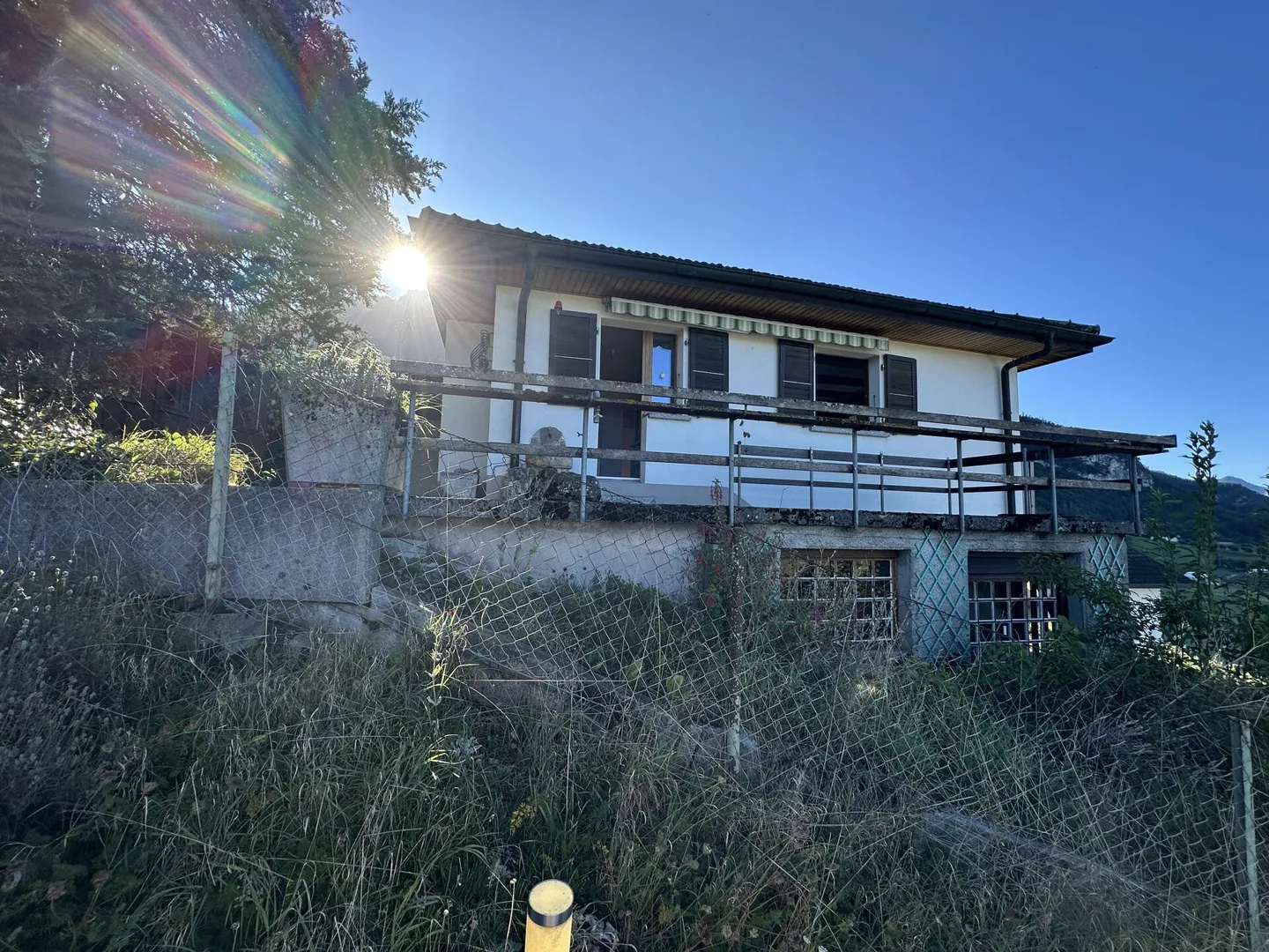 Freistehende Villa mit Panoramablick - Foto 2 von 23