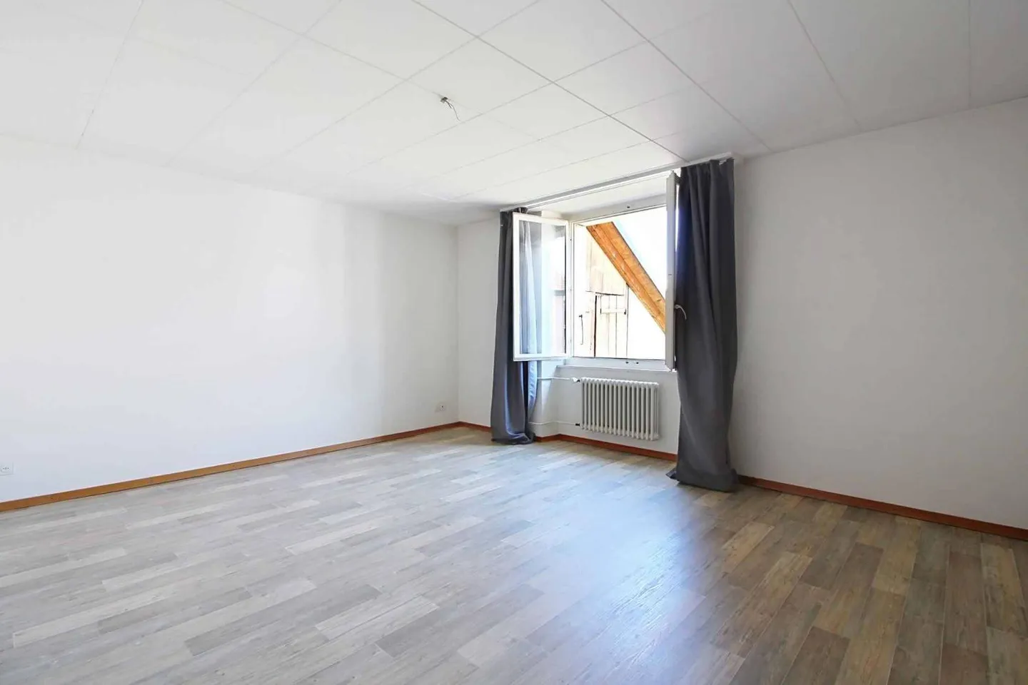 Haus mit 15 Zimmern - Foto 5 von 12