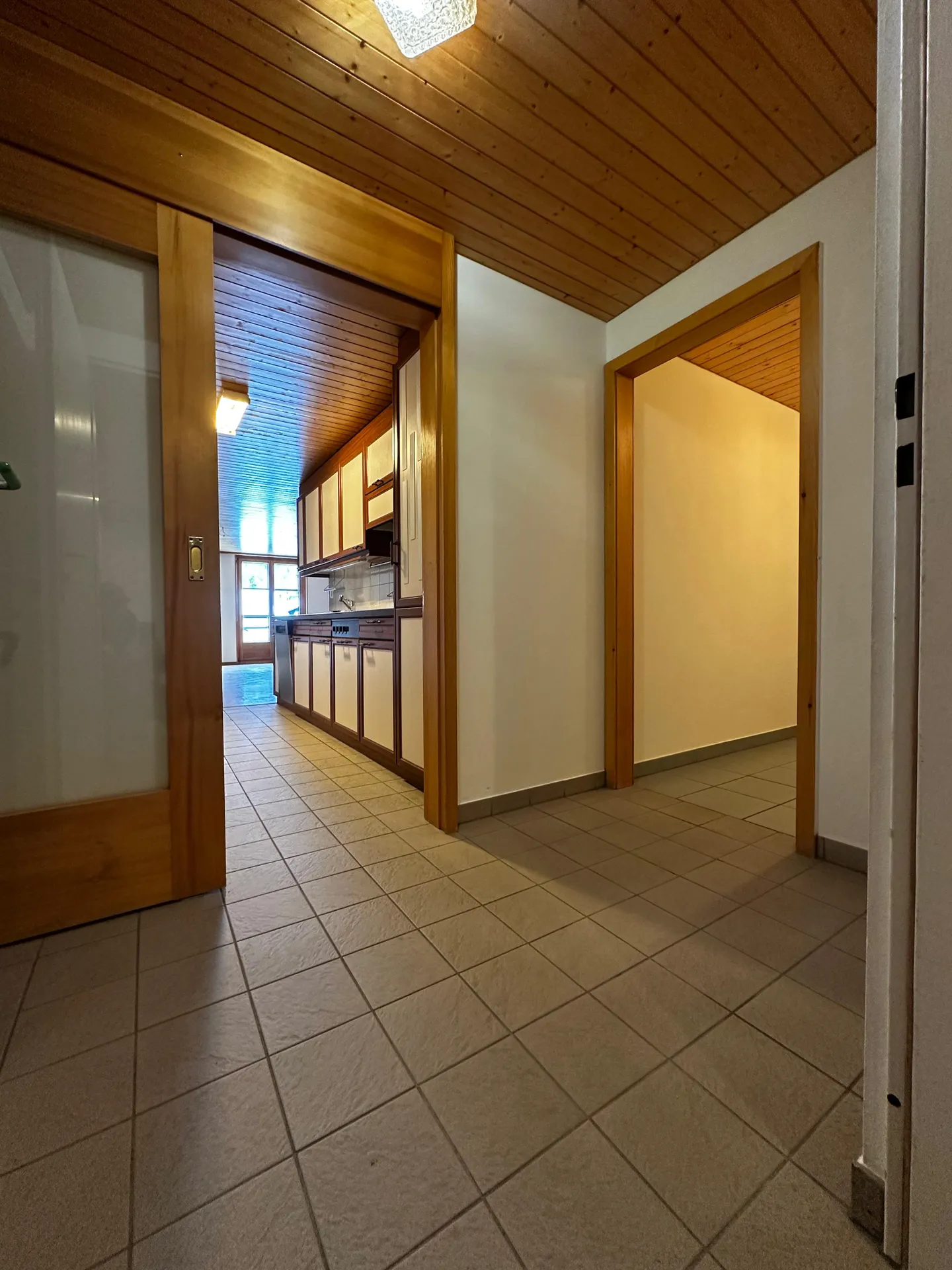 Cozy apartment with spacious balcony - Photo 2 of 12