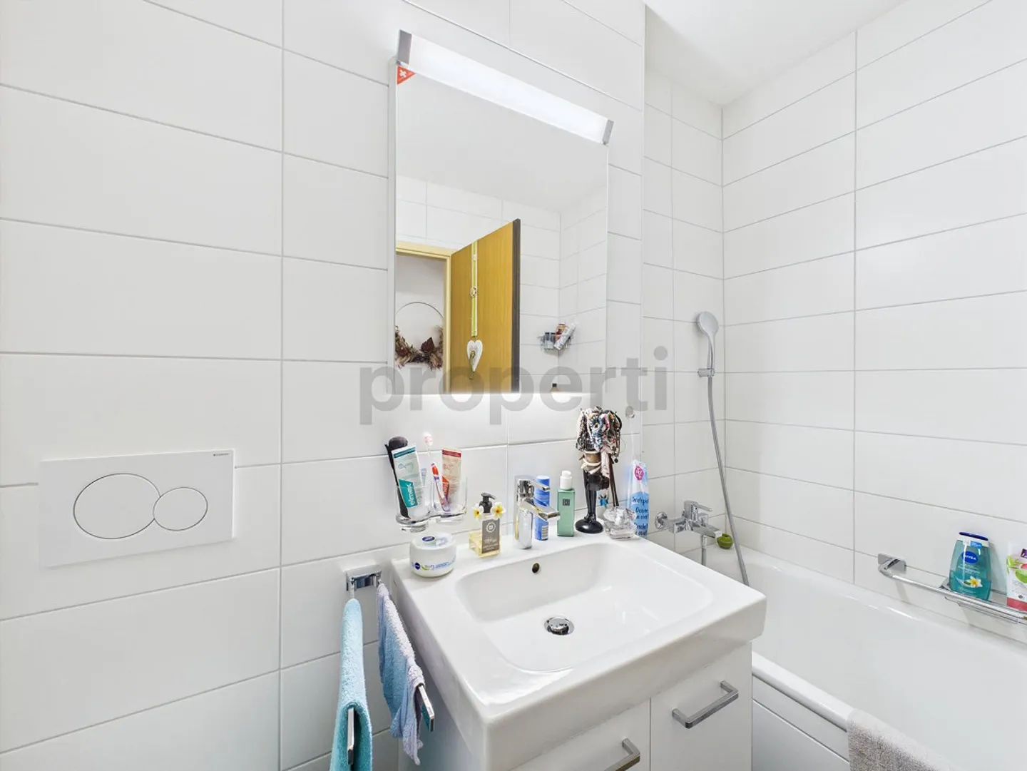 Geräumige Wohnung mit modernem Charme - Foto 10 von 12