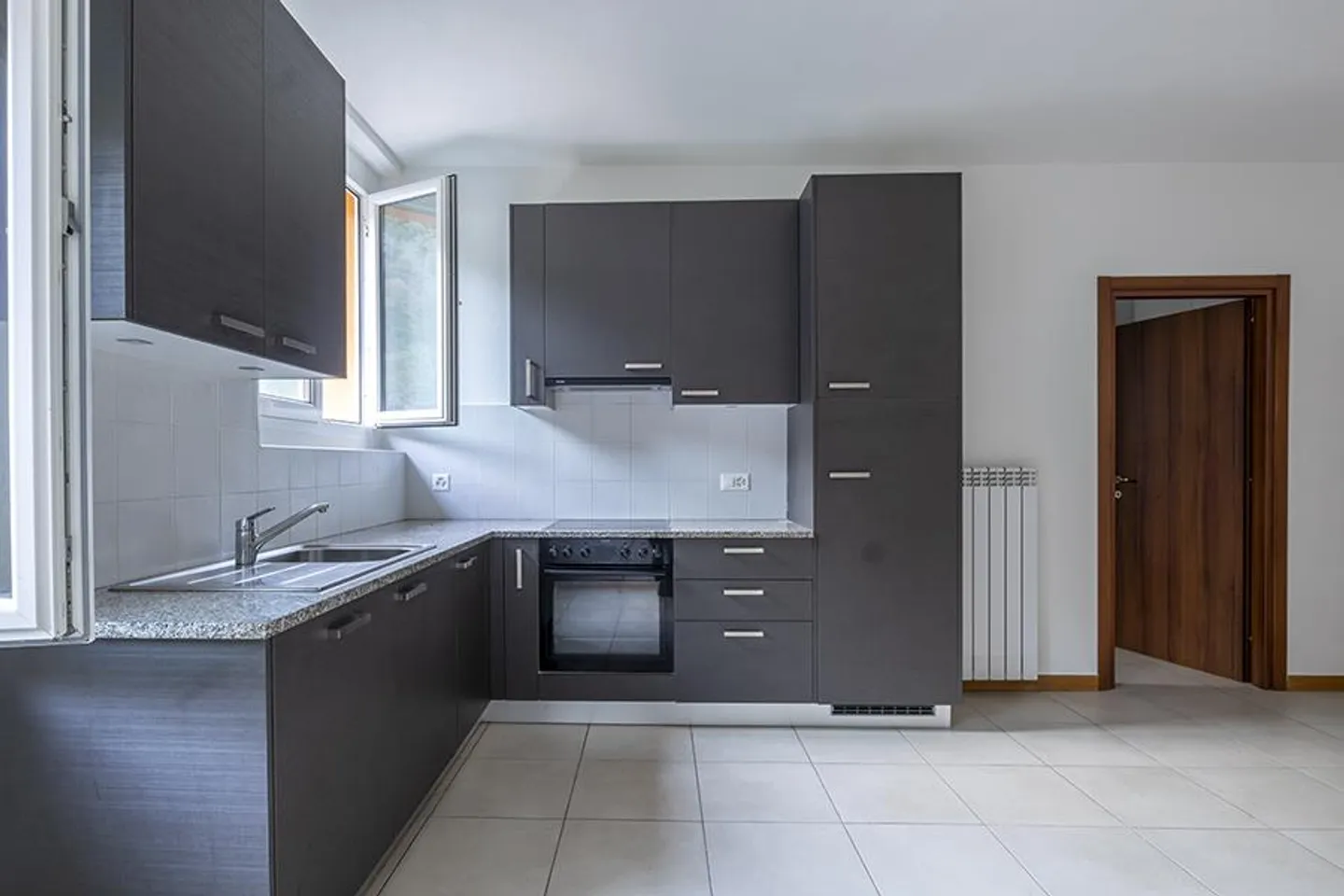 ERNEUERT 2.5 IN GIUBIASCO - Foto 4 von 8