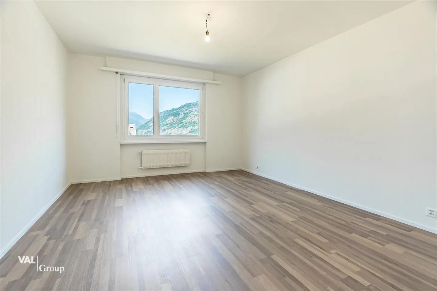 Appartamento luminoso con vista sulla valle in un quartiere adatto alle famiglie - Foto 13 di 13