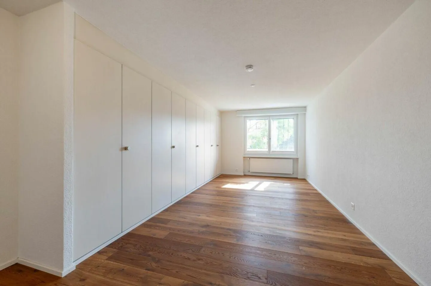 Living like on vacation: Single-family house with large garden and beautiful view - Photo 8 of 13