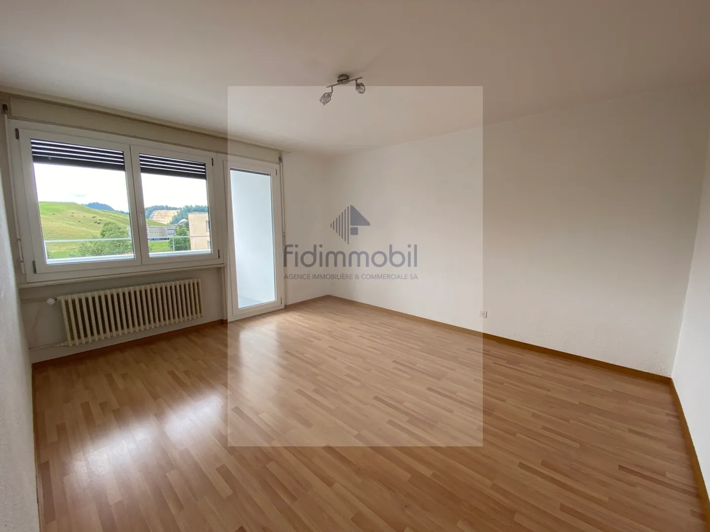 Appartamento 4 locali. Luminoso con balcone - Foto 6 di 9