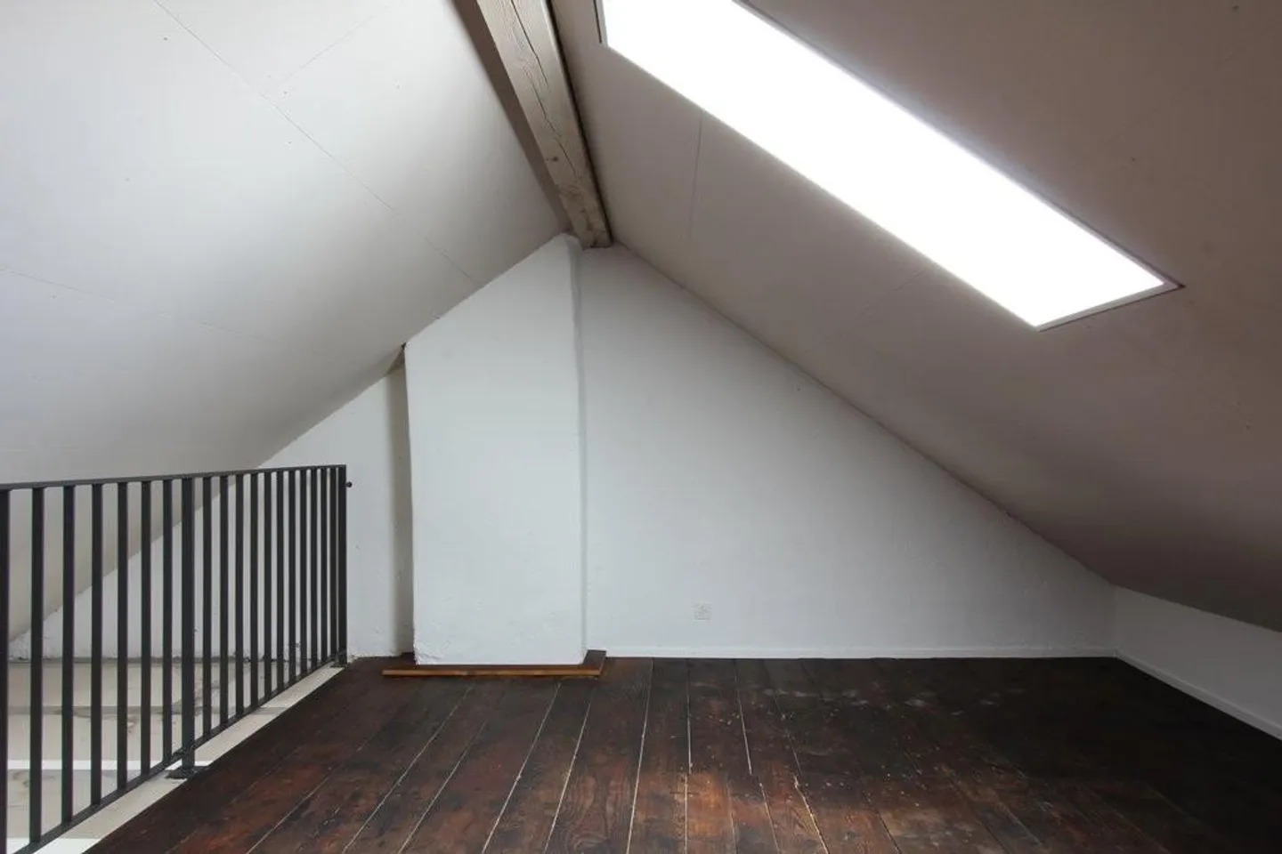 Appartement en duplex élégant près du centre-ville - Photo 7 sur 9