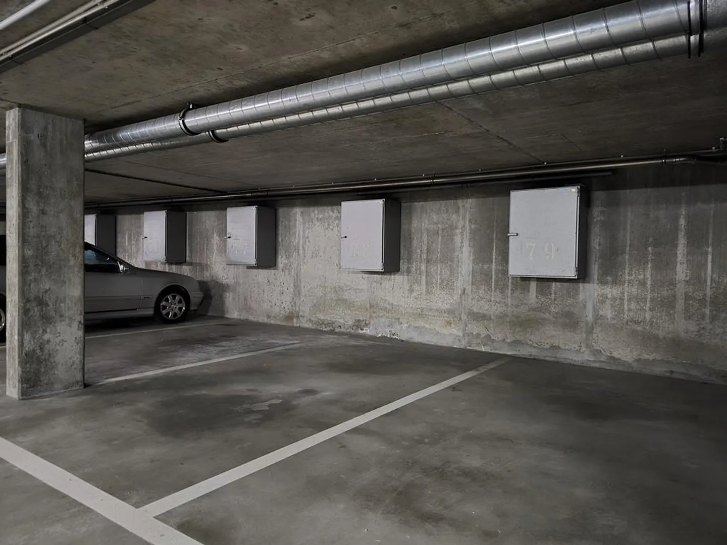 Places de stationnement à Muttenz - Photo 2 sur 2