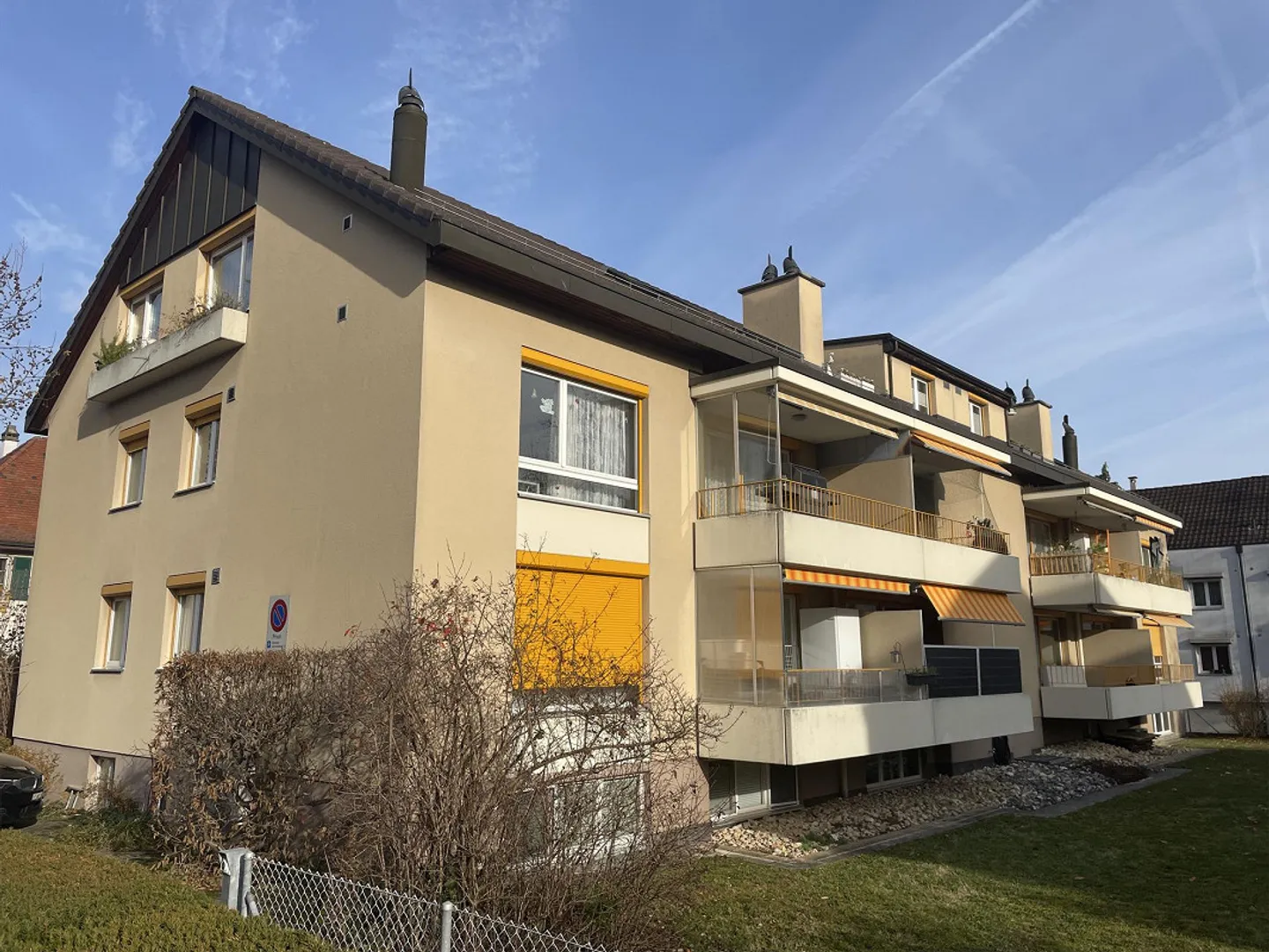 Appartamento attico di 4 1/2 stanze con posto auto - Reinach/BL - Foto 1 di 11