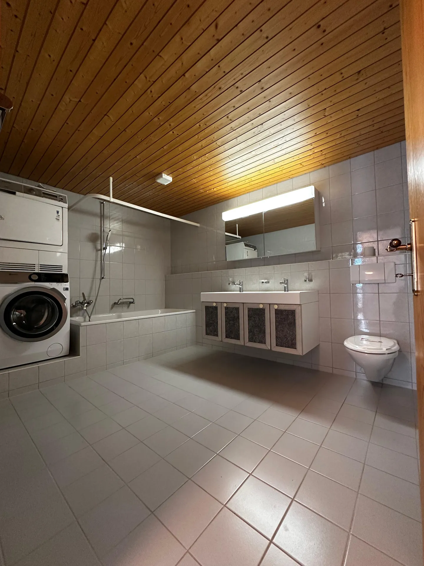 Cozy apartment with spacious balcony - Photo 5 of 12