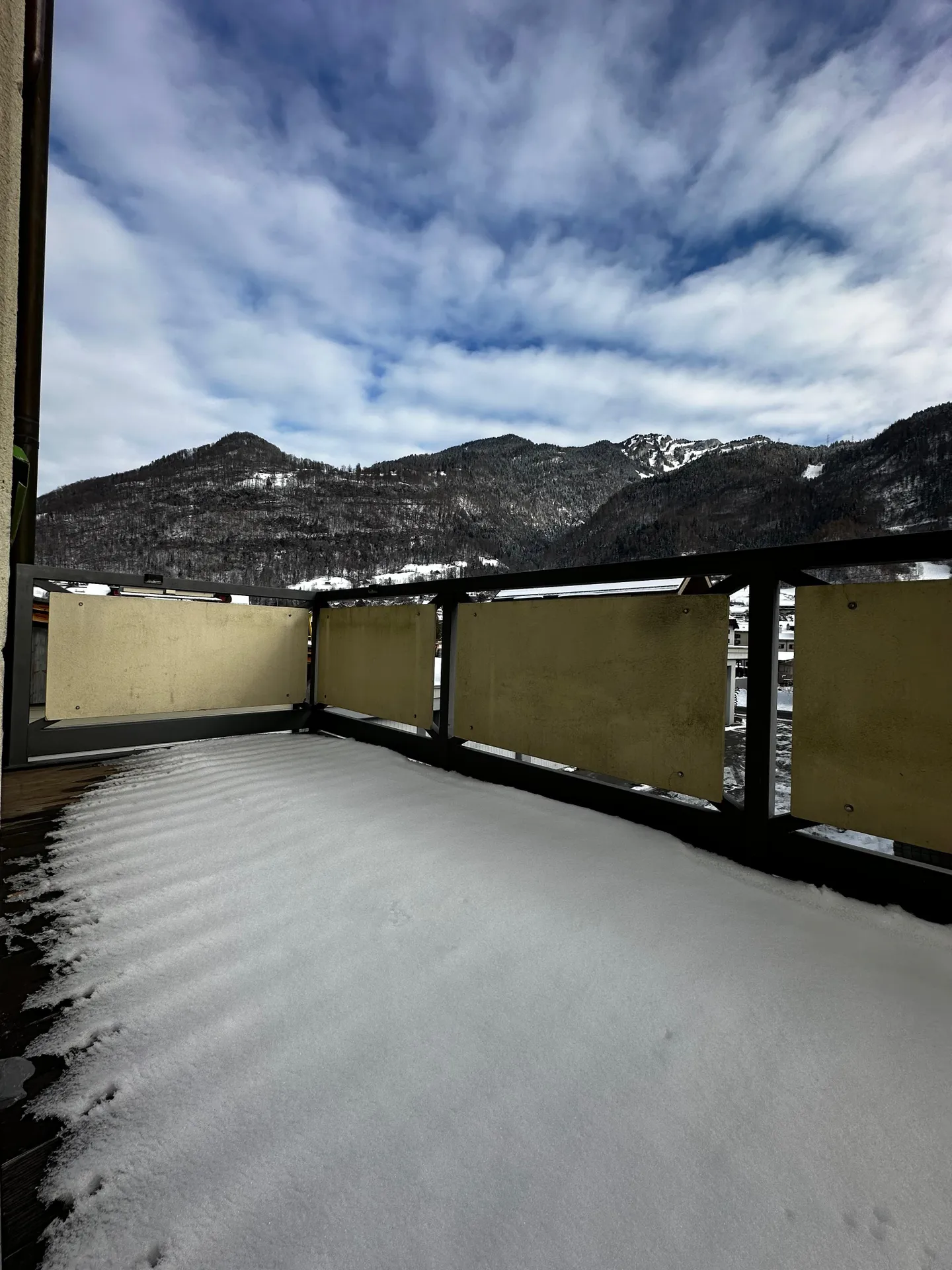 Cozy apartment with spacious balcony - Photo 6 of 12