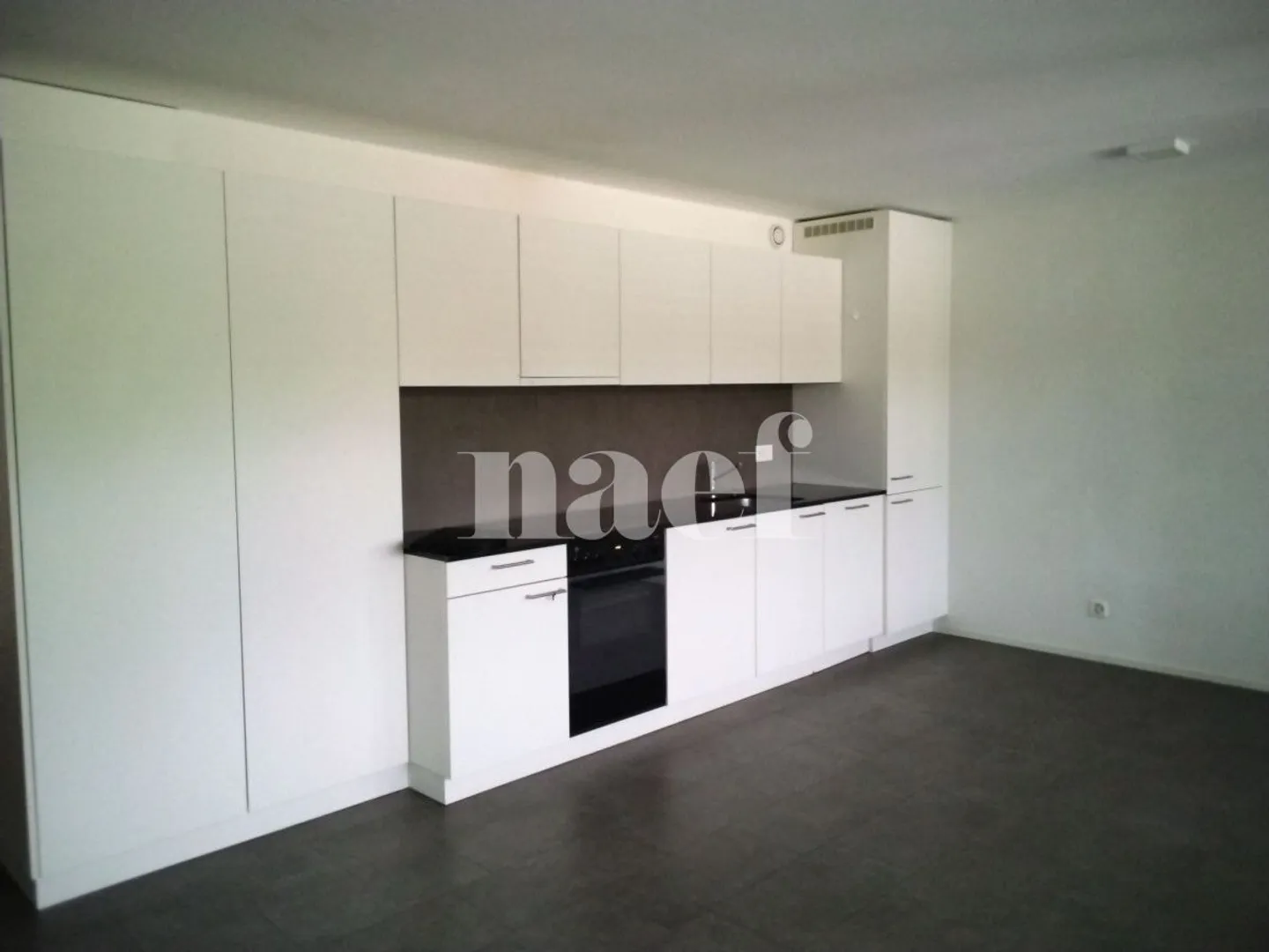 Beautiful 3.5-room apartment in a cooperative - Photo 2 of 2