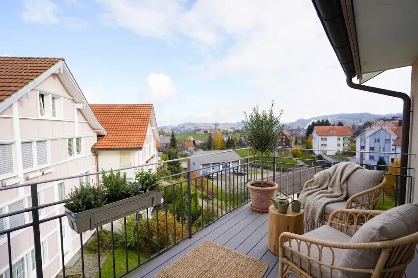 Spacious 6.5-room maisonette apartment in Speicher - Photo 9 of 11