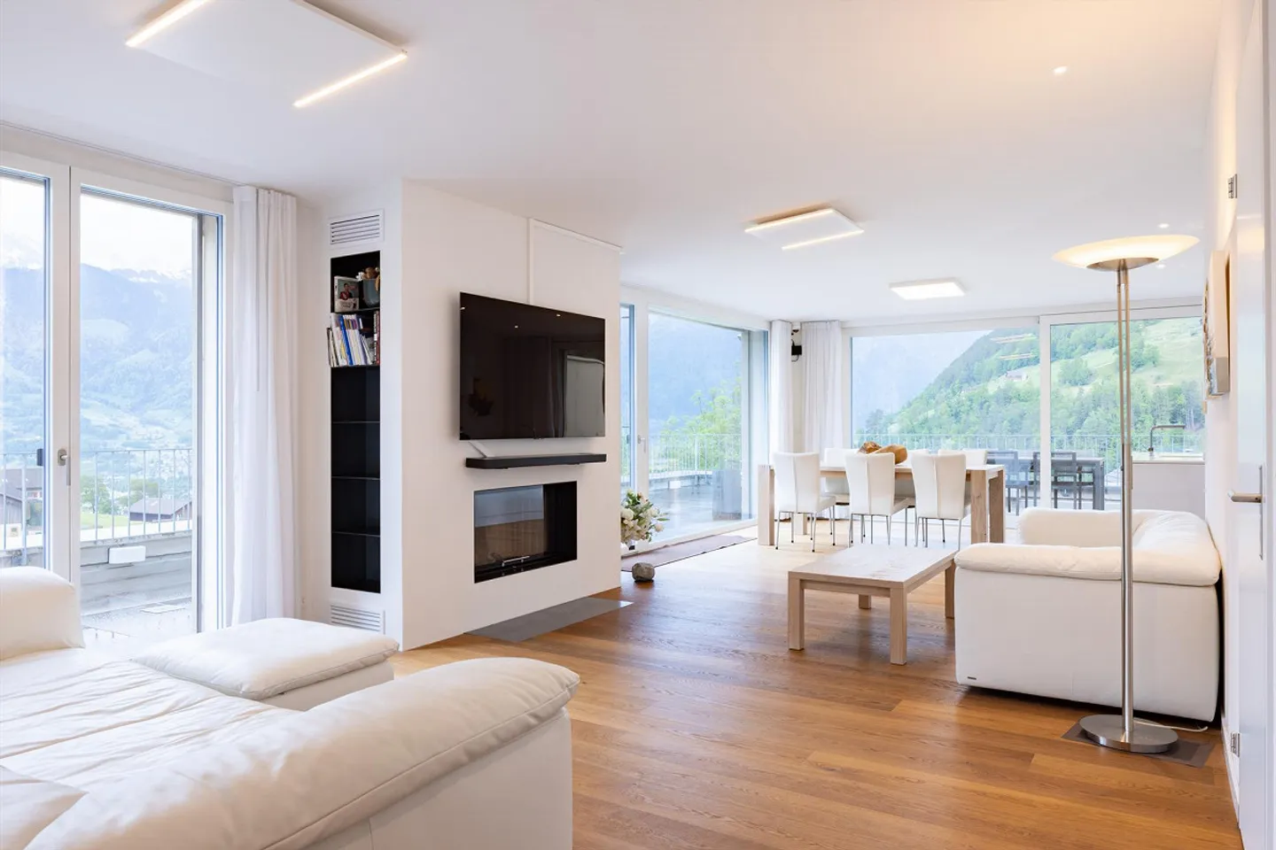 4.5 Room Attic Maisonette Apartment in Bürglen - Photo 3 of 17