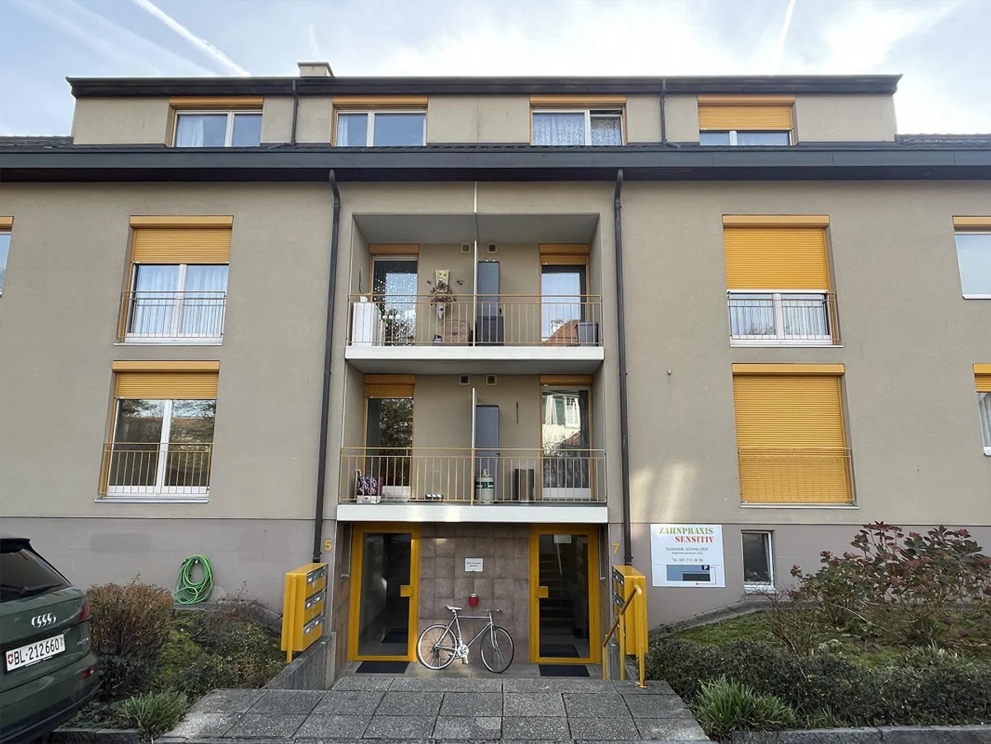 Appartamento attico di 4 1/2 stanze con posto auto - Reinach/BL - Foto 3 di 11