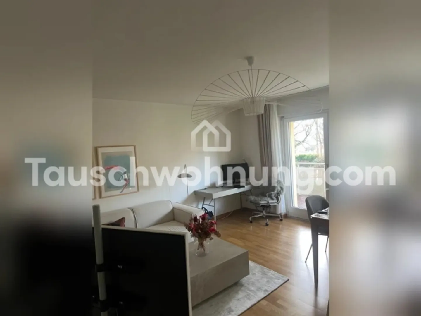 Bell'appartamento con balcone direttamente sul lago - Foto 3 di 8