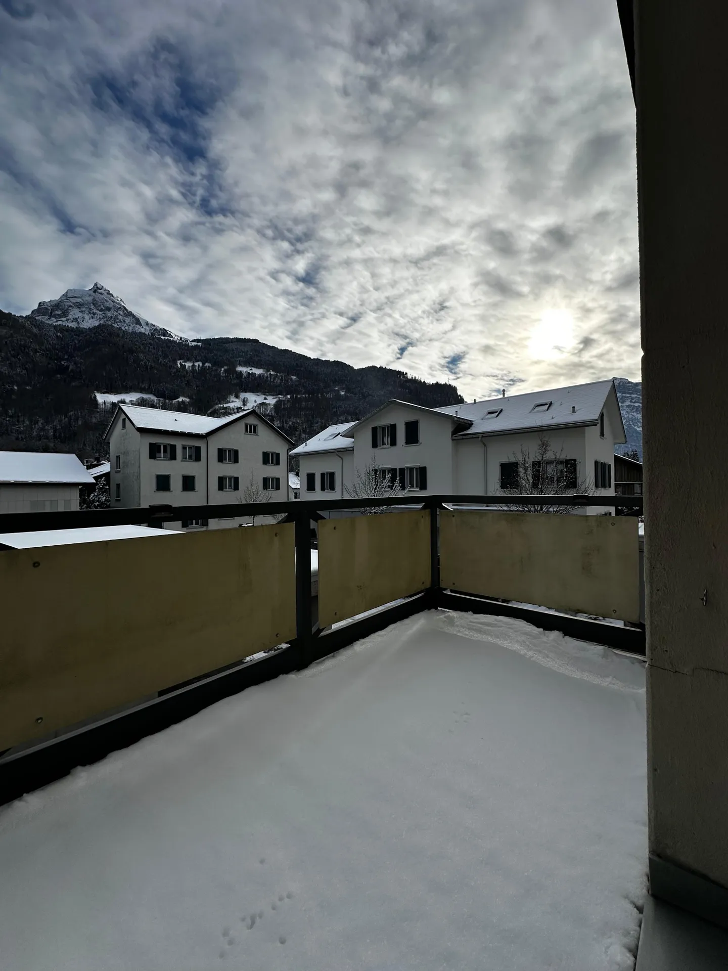 Cozy apartment with spacious balcony - Photo 11 of 12