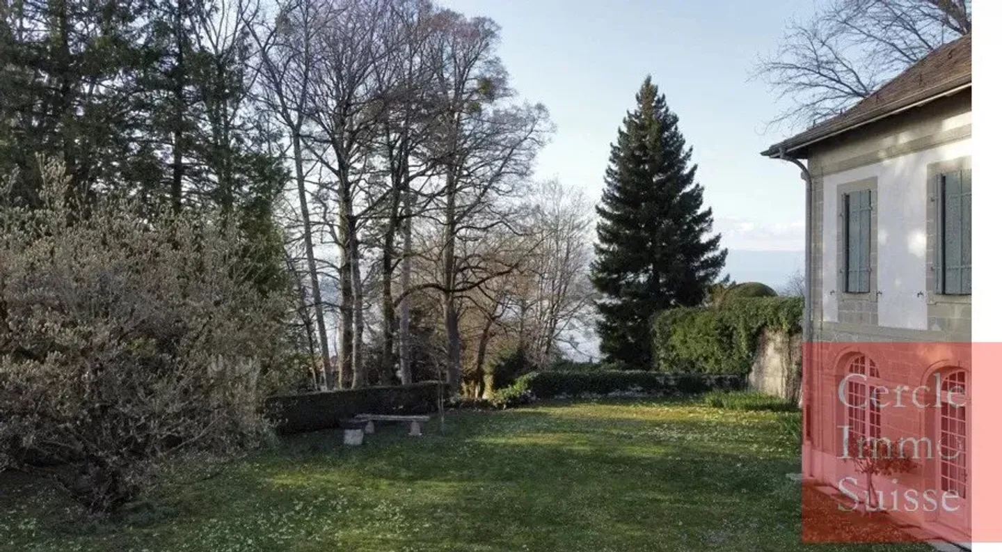 Charmantes Herrenhaus mit Seeblick - Foto 4 von 4