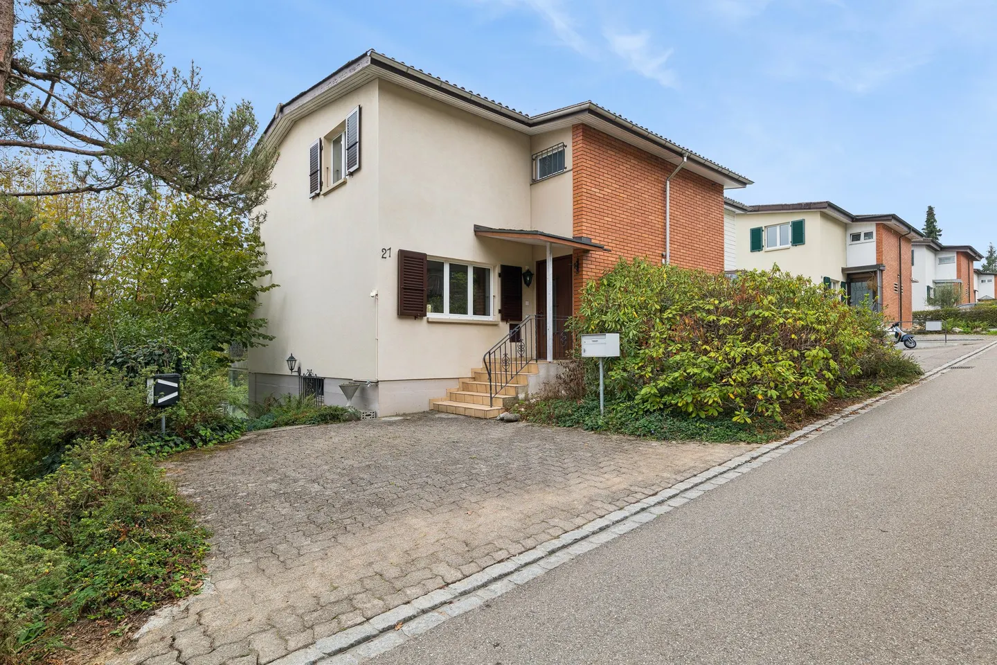 Charmante Maison Mitoyenne - Photo 1 sur 10