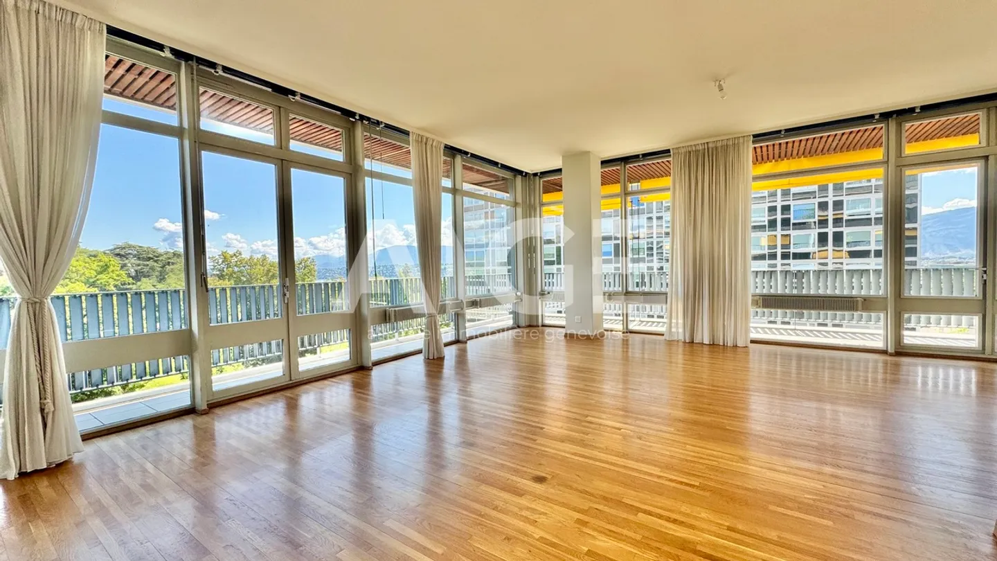 Appartement à louer - Photo 1 sur 13