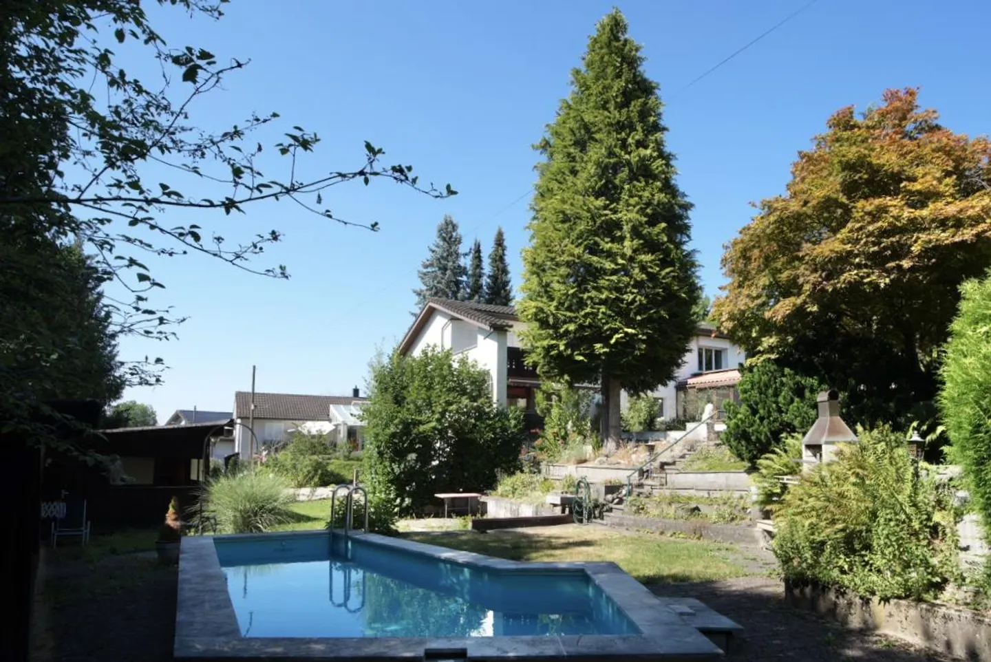 Propriété avec piscine et accès à un ruisseau - Photo 1 sur 9