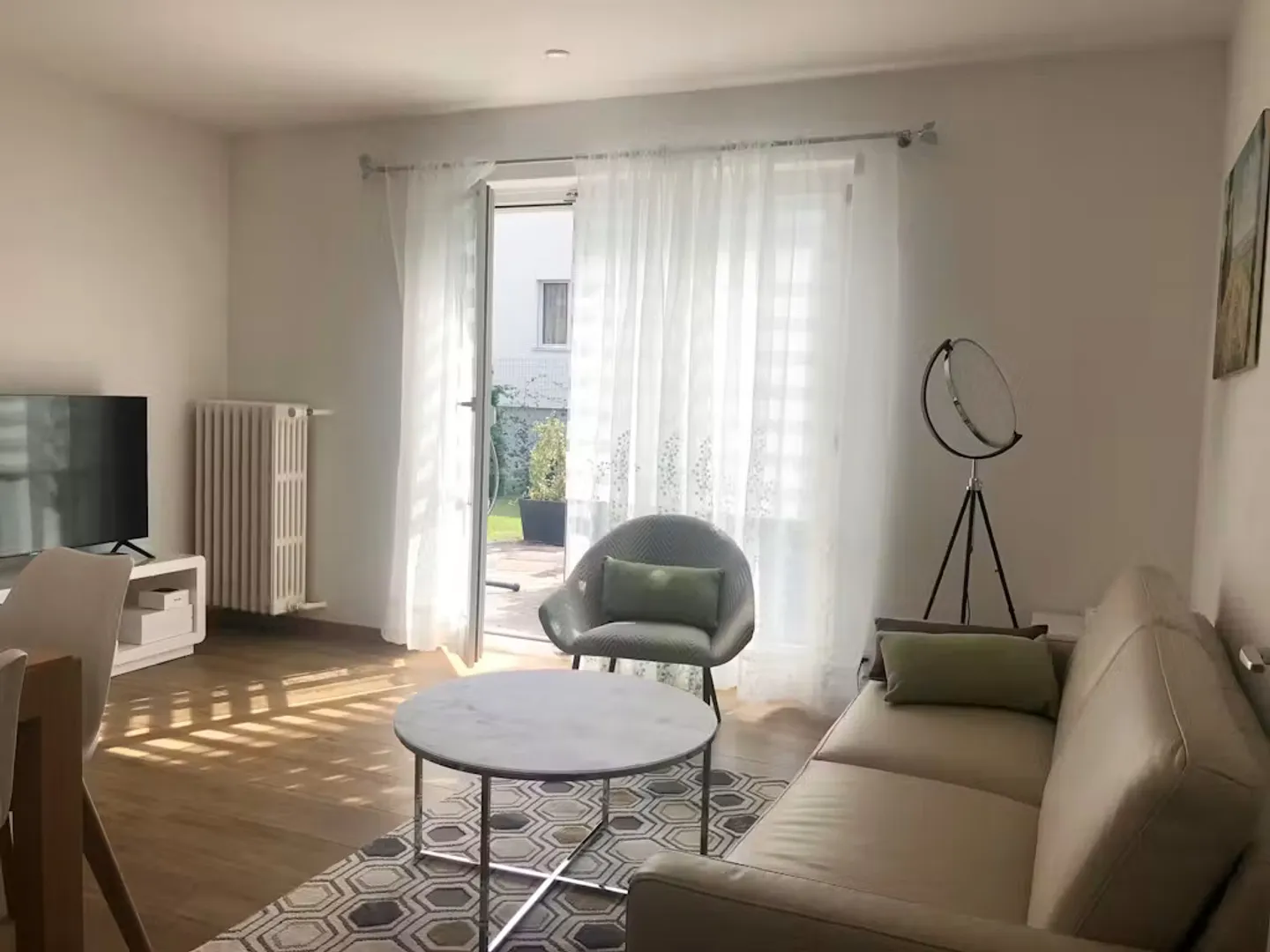 Charmantes Chalet in Wallisellen - Foto 4 von 10