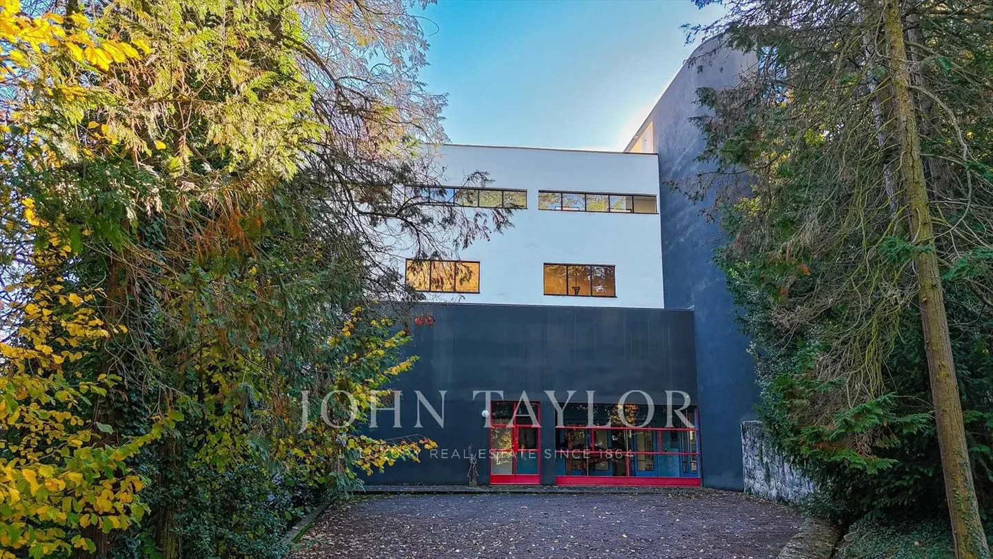 Modernismus, Volumen und Prestige im Herzen der Schweizer Riviera - Foto 5 von 13