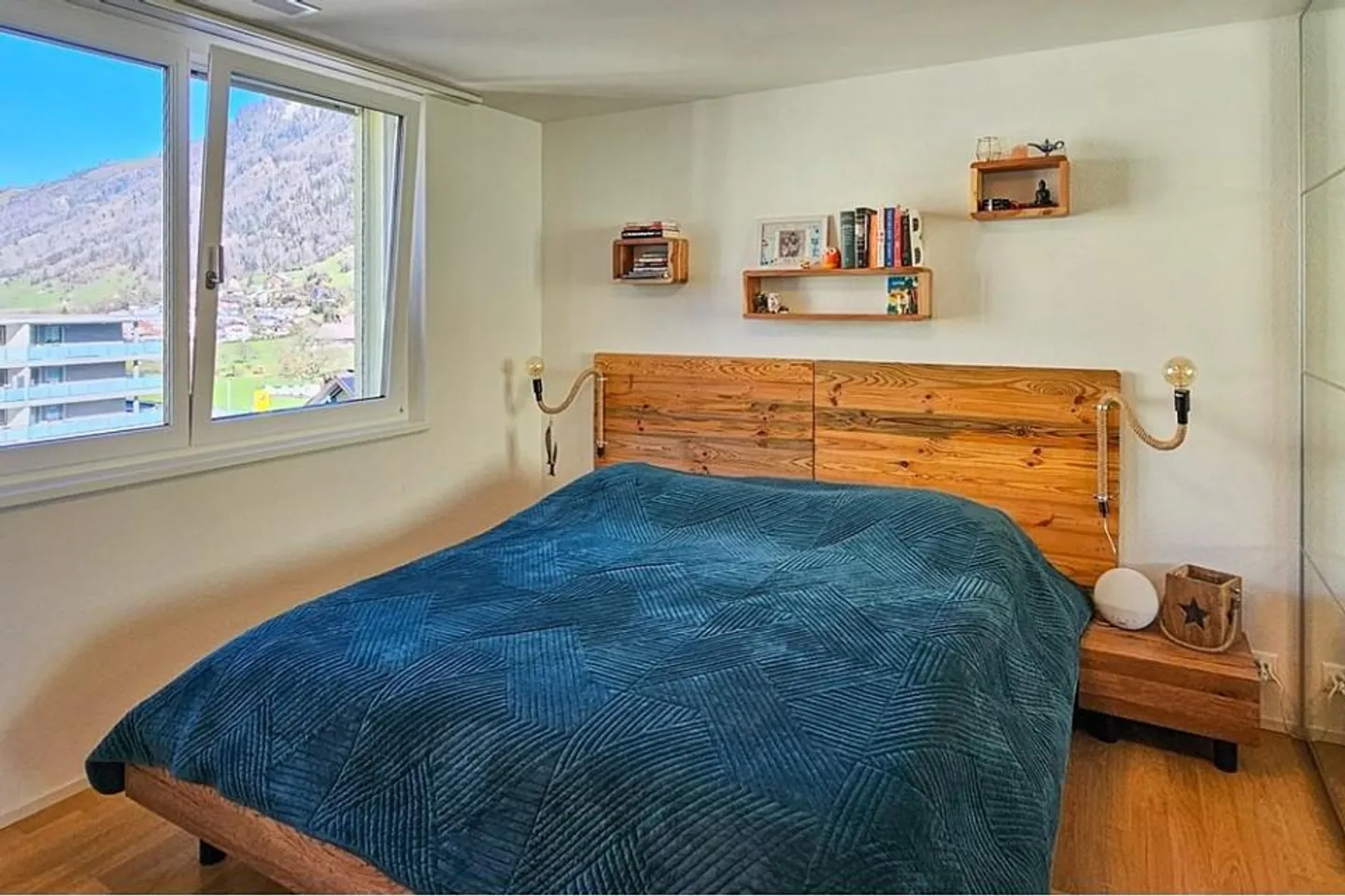 Spacious Apartment with Stunning Views - Photo 3 of 6