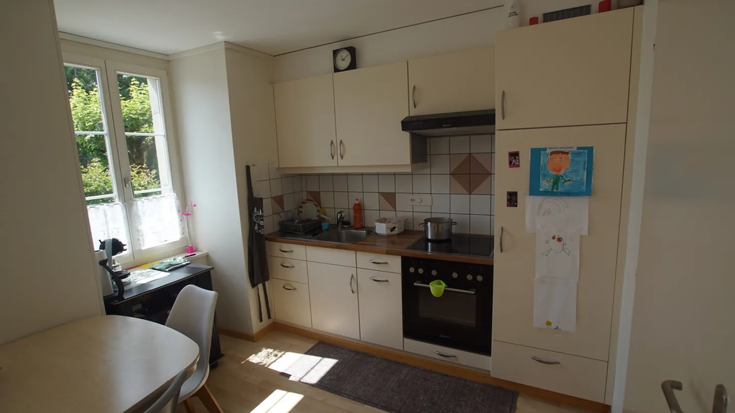 Spacious 2.5-room apartment on the ground floor - Photo 4 of 6