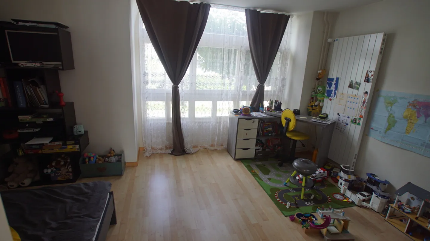 Spacious 2.5-room apartment on the ground floor - Photo 5 of 6