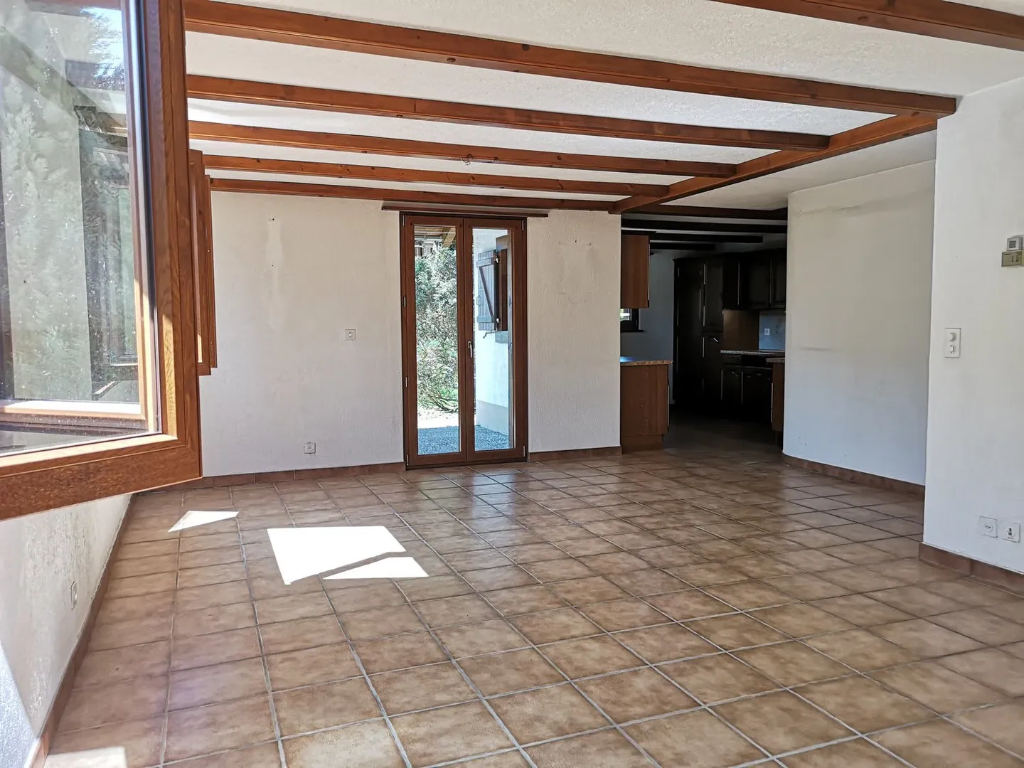 Riduzione di prezzo: casa 5.5 locali, ca. 120m2, terreno 802m2, con garage, posti auto, terrazza - Foto 23 di 41