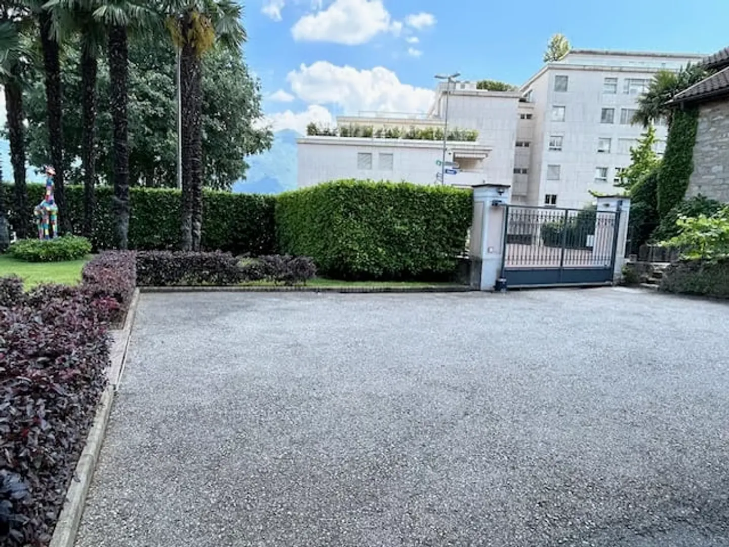 À LOUER MENSUELLEMENT Villa prête à l'emploi au centre de Lugano avec une vue imprenable sur le lac - Photo 28 sur 28