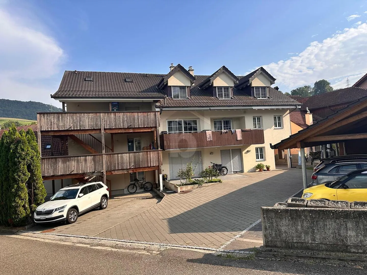 PRAKTISCHER GRUNDRISS AN RUHIGER, LÄNDLICHER LAGE - Foto 5 von 6