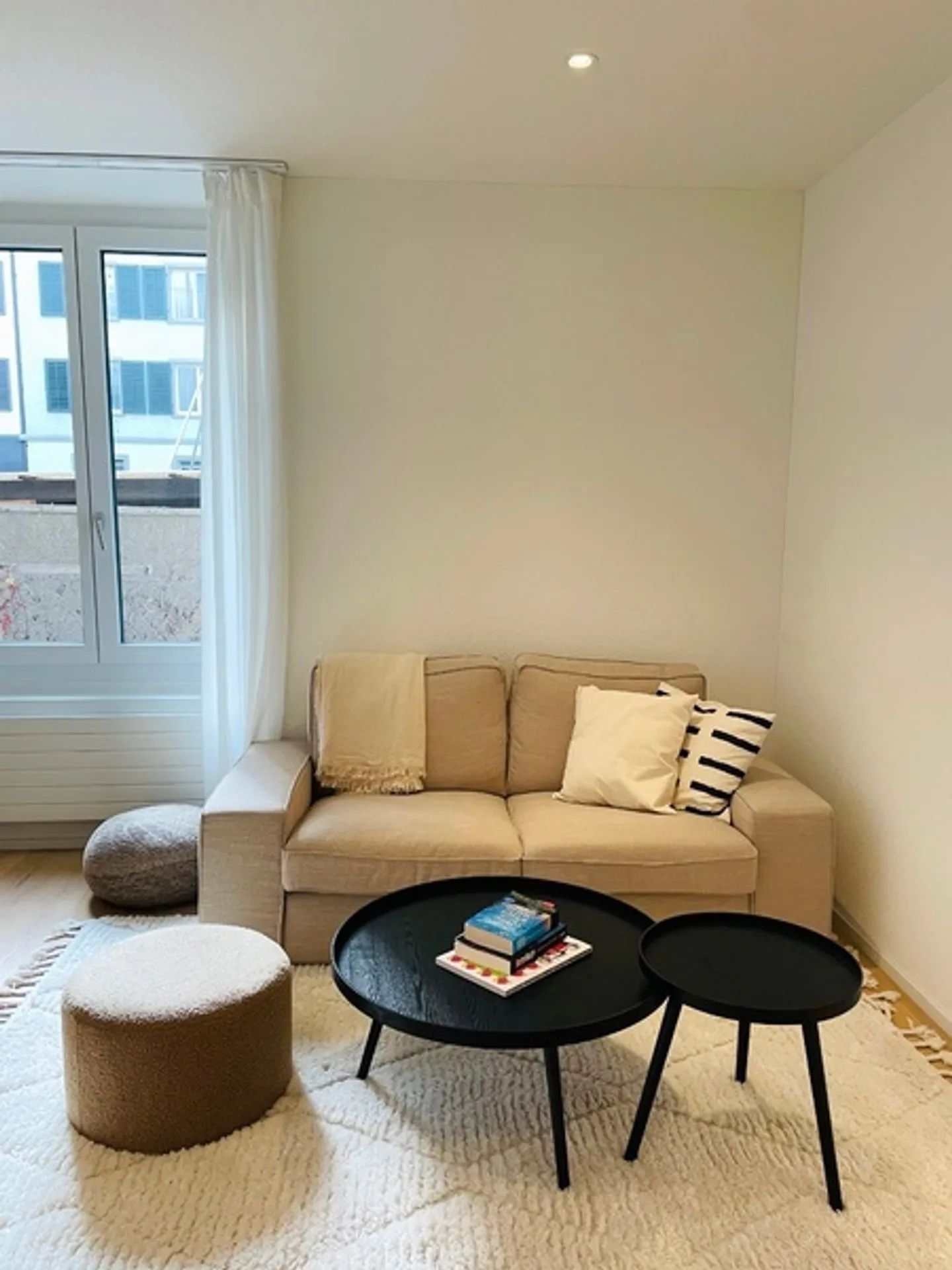 1½ ROOM APARTMENT IN ZURICH - DISTRICT 3, FURNISHED, TEMPORARY - Photo 1 of 8