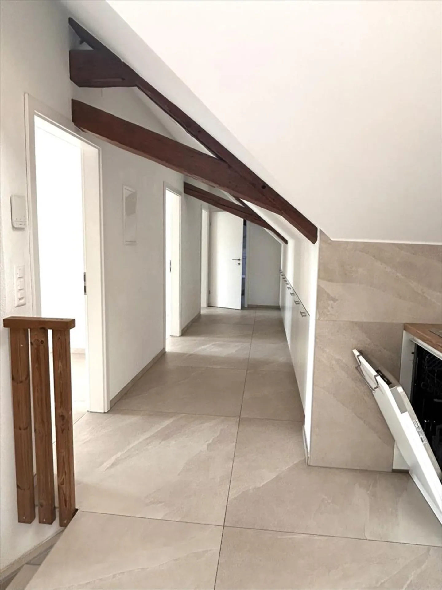 Appartement 4.5 pièces - Photo 4 sur 7