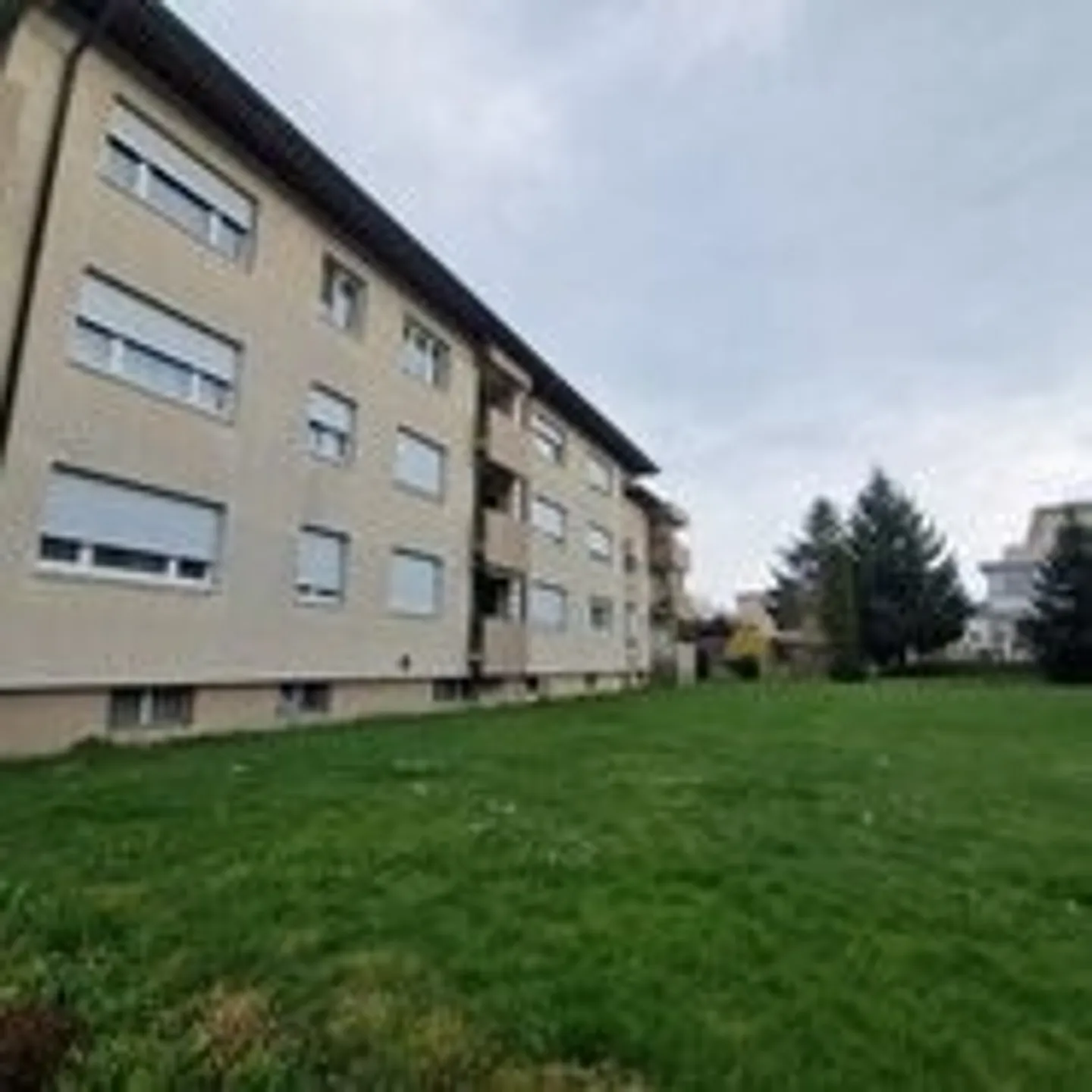 Schöne renovierte 3-Zimmerwohnung mit Balkon und Gartensicht in Roggwil - Photo 9 sur 9