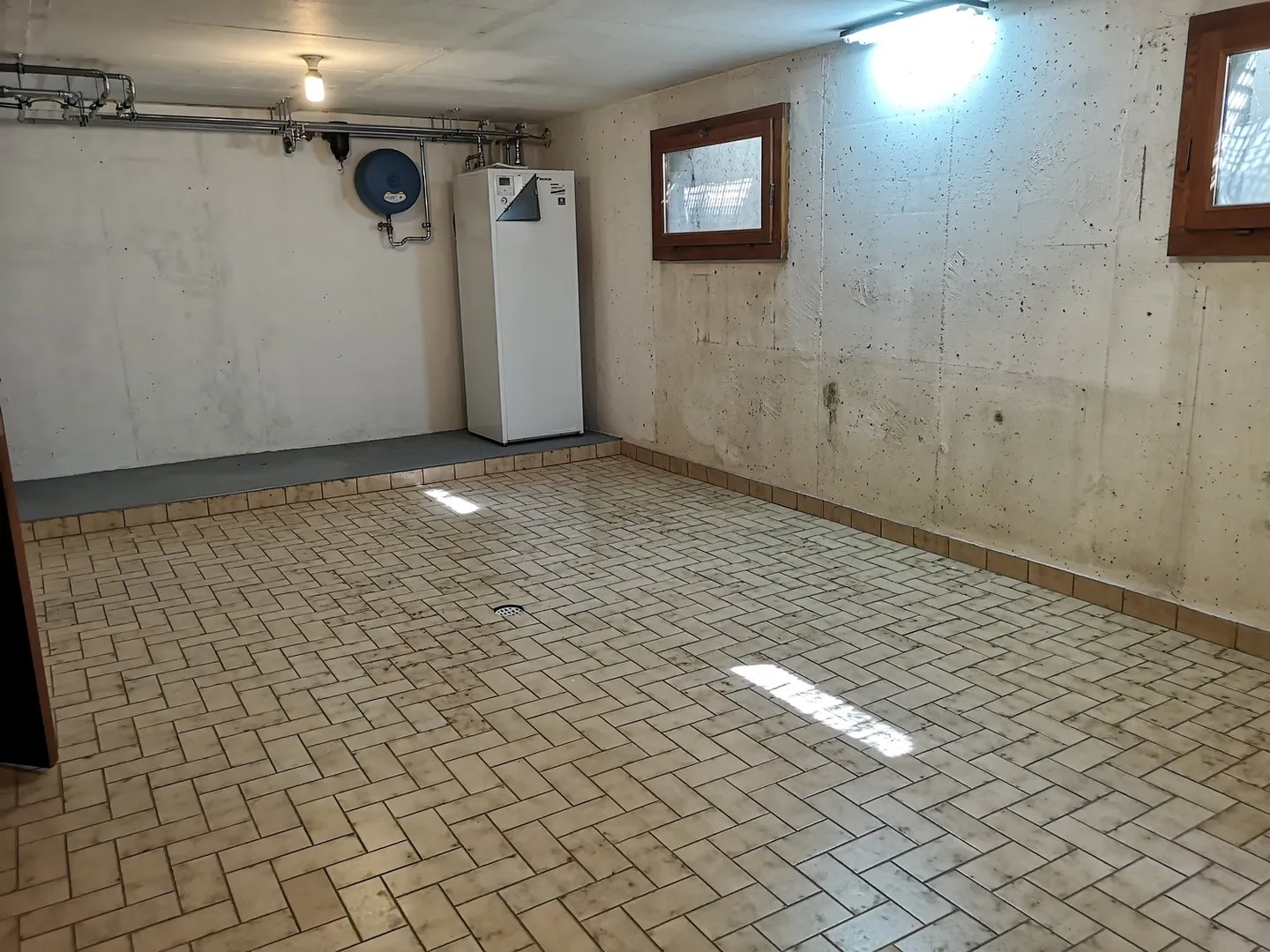 Riduzione di prezzo: casa 5.5 locali, ca. 120m2, terreno 802m2, con garage, posti auto, terrazza - Foto 38 di 41