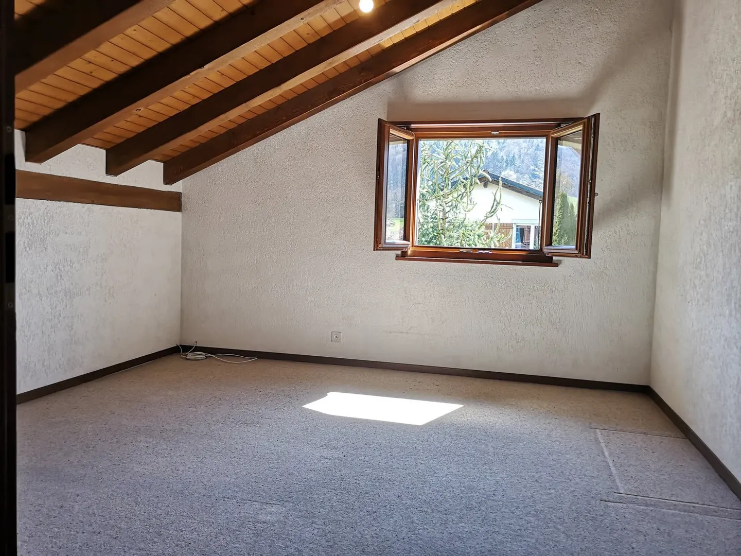Riduzione di prezzo: casa 5.5 locali, ca. 120m2, terreno 802m2, con garage, posti auto, terrazza - Foto 32 di 41