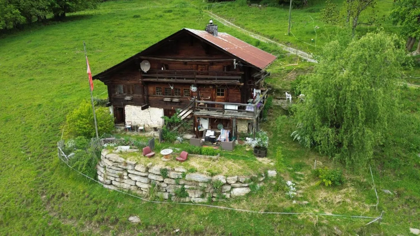 Chalet mit 4 Zimmern in Vers-l'Eglise - Foto 1 von 13