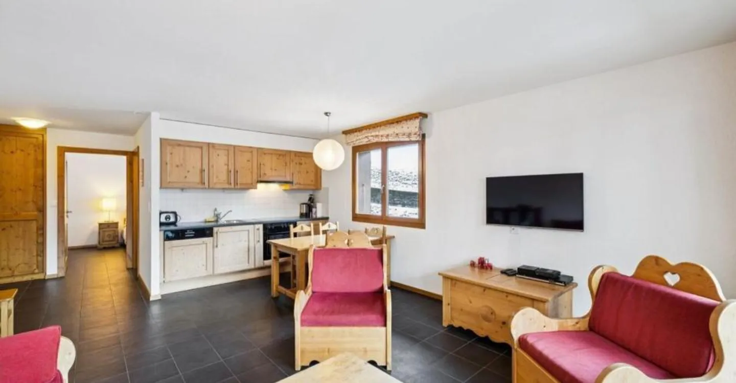 Charming Apartment in Val-d'Illiez - Photo 1 of 12