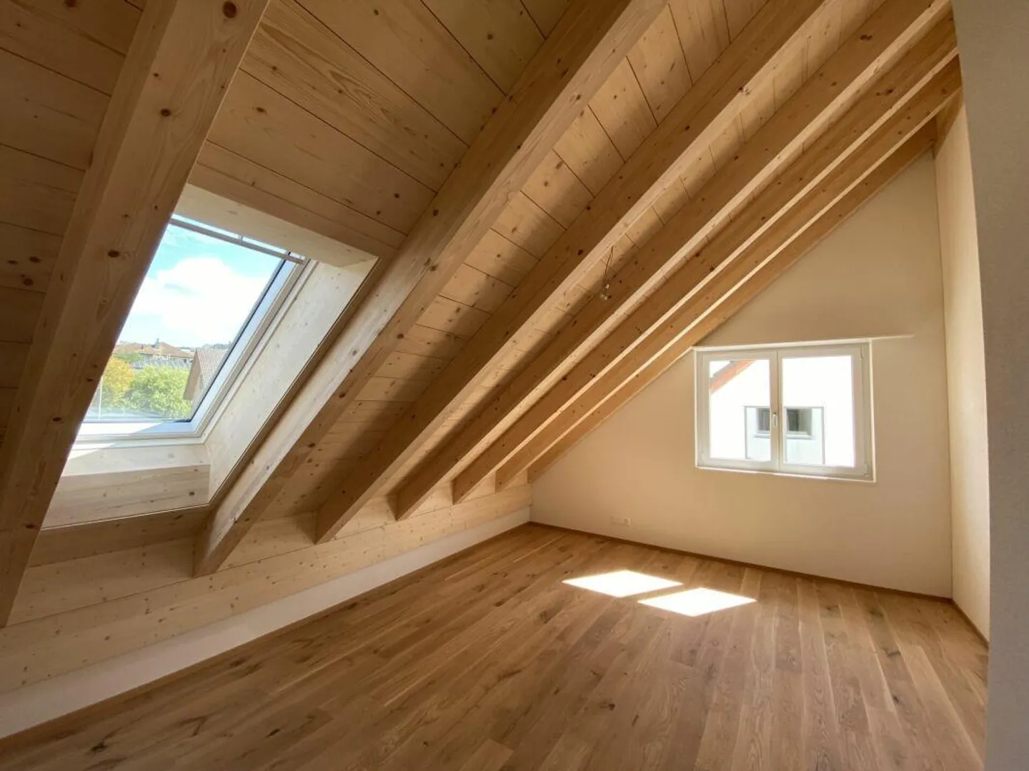 Maison double de 6 1/2 pièces avec surface de terrain utilisable - Photo 10 sur 17