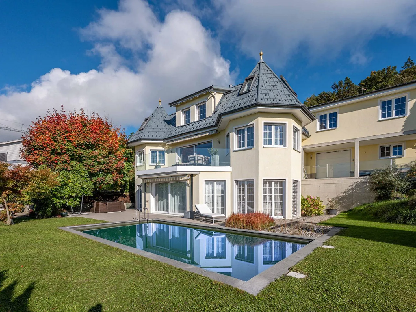 Exklusive Villa mit Alpenblick - Foto 1 von 2