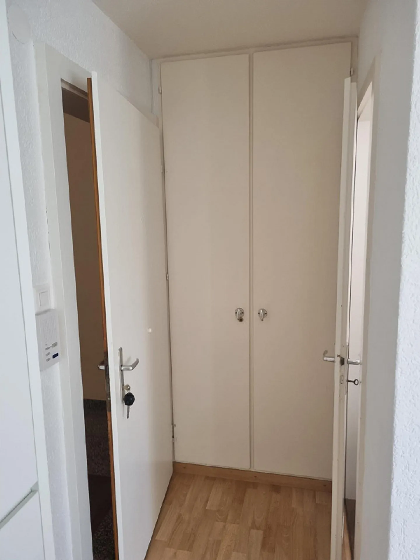 Studio apartment in the basement with parking in St. Gallen - Photo 5 of 12