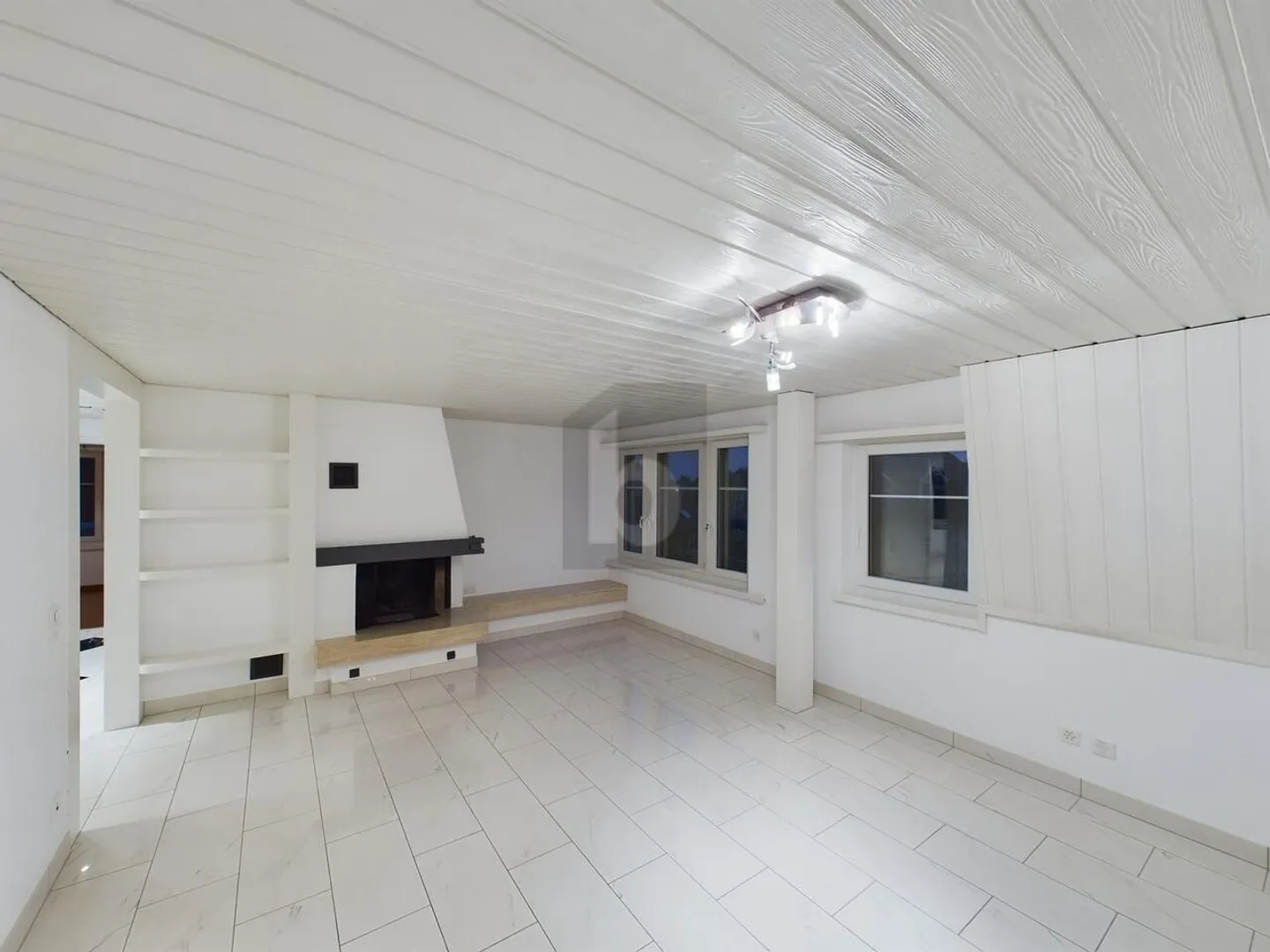 Charmant, avec sa propre climatisation - Photo 1 sur 6