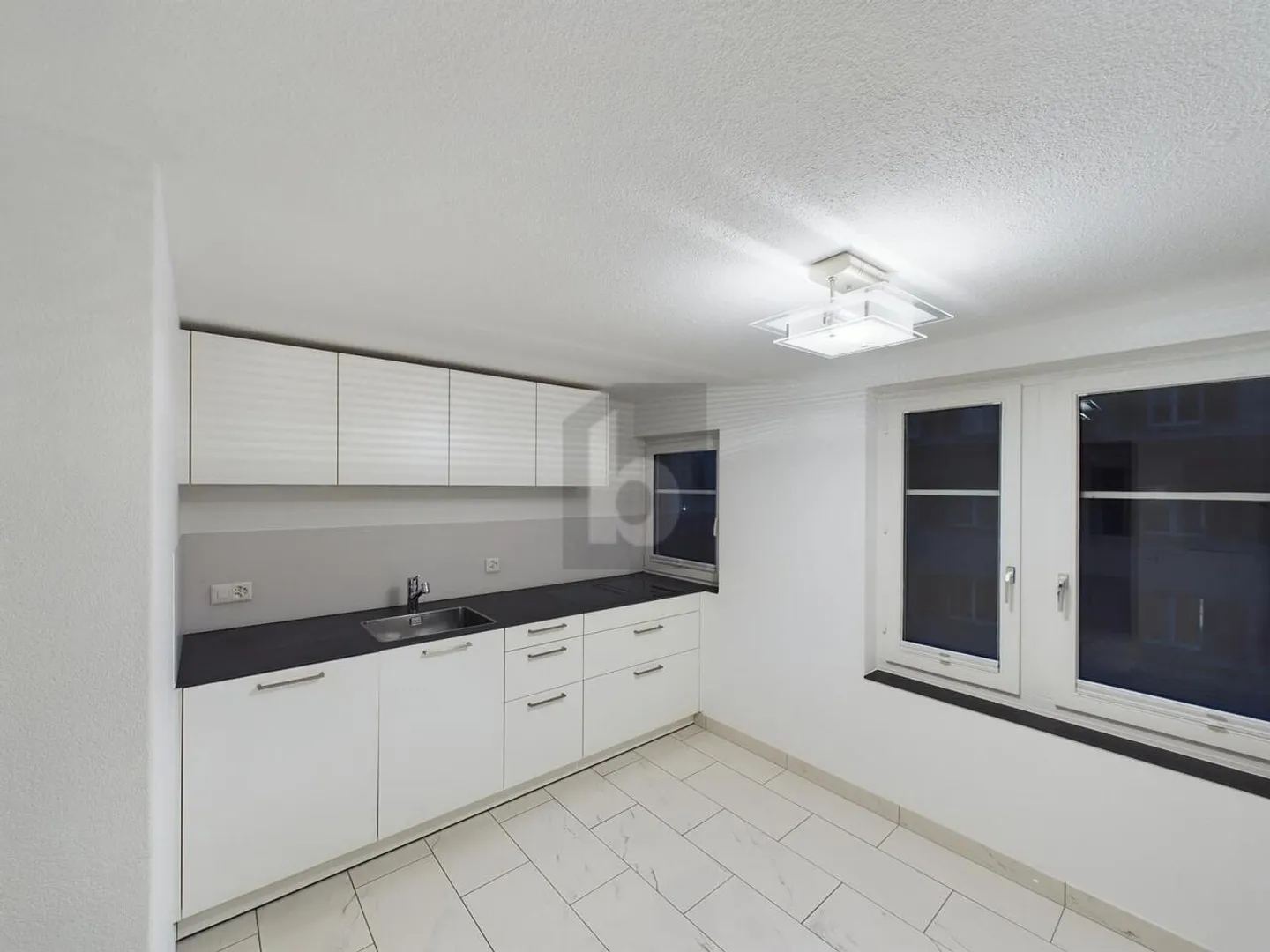 Charmant, avec sa propre climatisation - Photo 2 sur 6