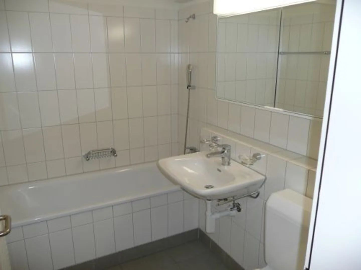 Maison d'angle dans une maison en rangée ! Votre nouveau chez-vous ! - Photo 6 sur 13