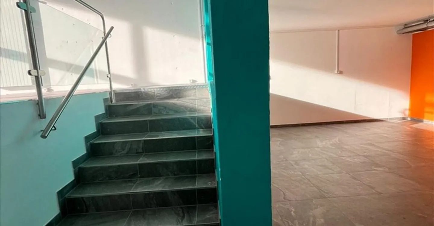 Mischgenutztes Gebäude mieten - Foto 5 von 10